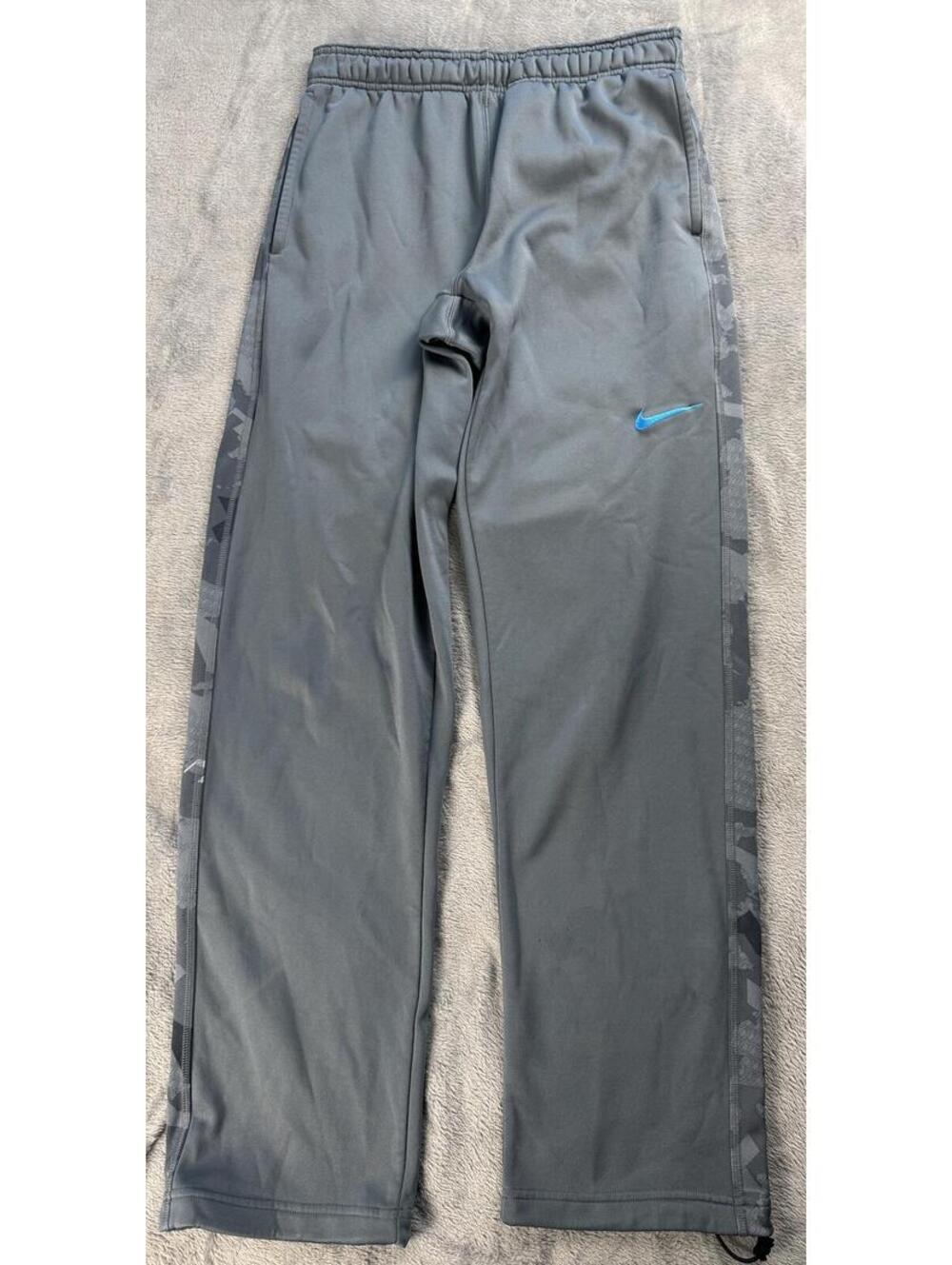 Nike Therma-Fit Sweatpants Mens Small Gray Camo Jogger KO Knockout Fleece Pants